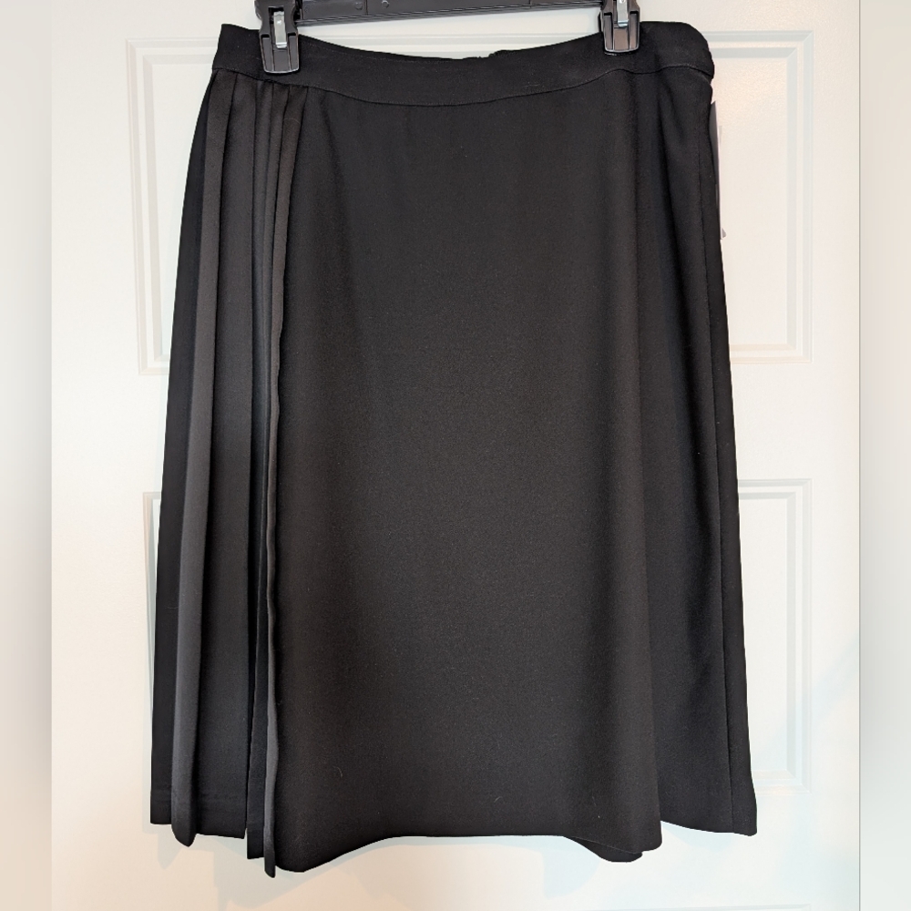 Elegant Black Midi Skirt for Women